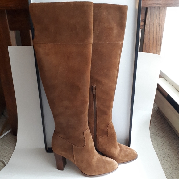 Lord & Taylor Mikayla Suede Boots - Picture 5 of 8